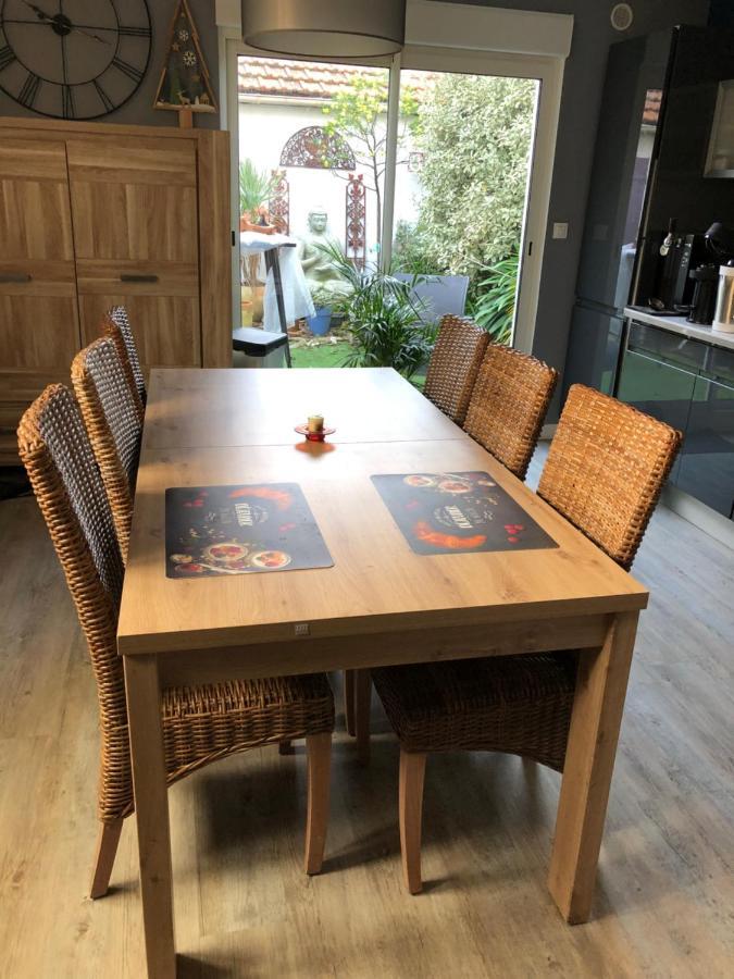 Agreable Maison De Ville ,Calme Avec Tous Les Commerces A 150M Cherbourg-en-Cotentin Luaran gambar