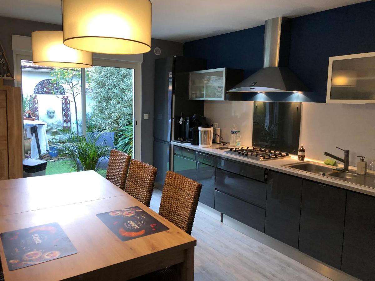 Agreable Maison De Ville ,Calme Avec Tous Les Commerces A 150M Cherbourg-en-Cotentin Luaran gambar