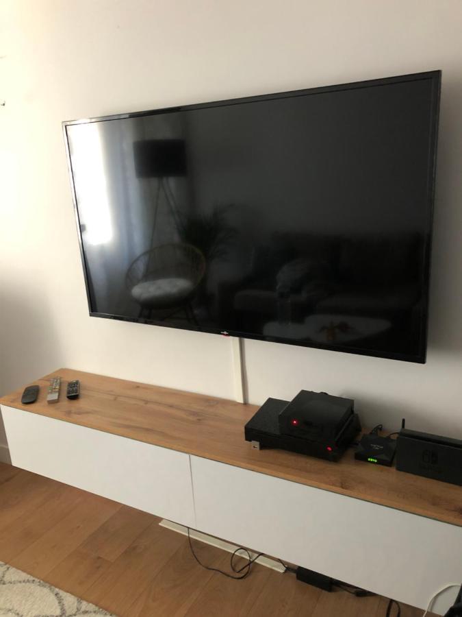 Agreable Maison De Ville ,Calme Avec Tous Les Commerces A 150M Cherbourg-en-Cotentin Luaran gambar